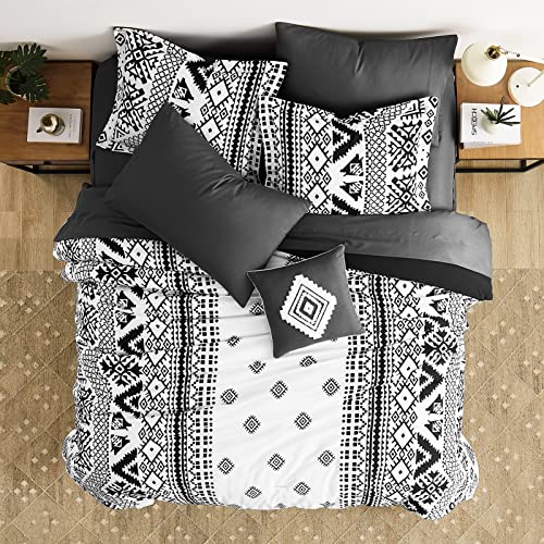 Casaagusto Queen Comforter Set, 8 Pieces Boho Comforter Set, Microfiber Cozy Bohomian Bedding Set With Decor Pillow, Lightweight Breathable For All Seasons (Black And White Queen 90X90 Inches) #TOP6
