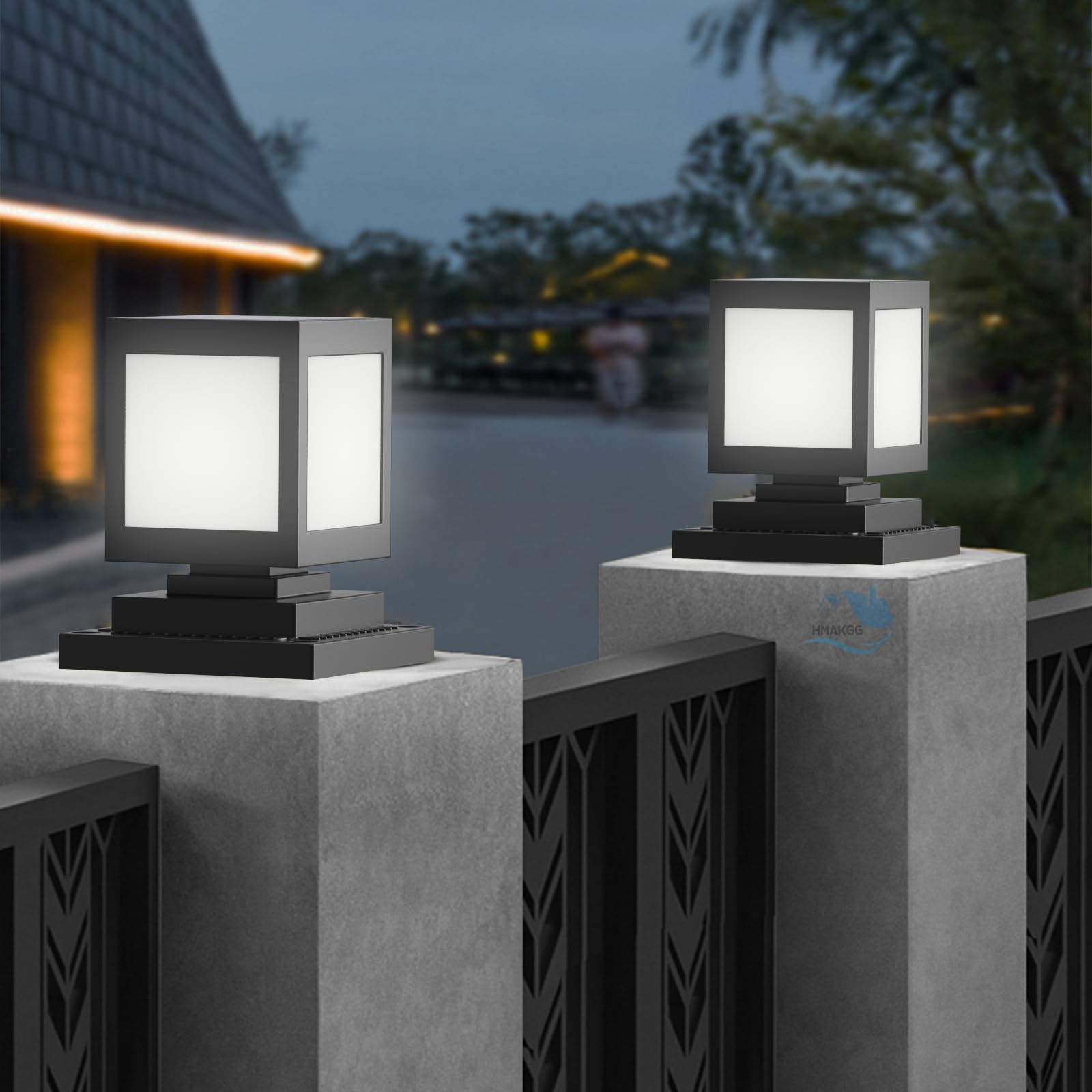 Farola Solar Sobremuro 6000K IP45, Luz Solar para Valla y Patio | ABS negro, bateria 2200 mAh, luz blanca 6000K, para postes y muros de jardin, valla, entrada y patio