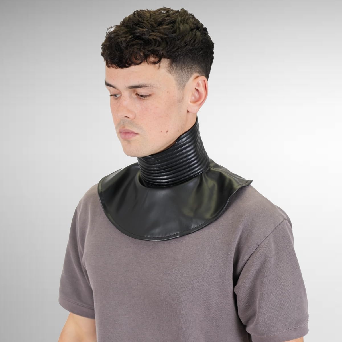 Guarnizione collo costume cosplay armatura casco accessorio a coste nero ghetta