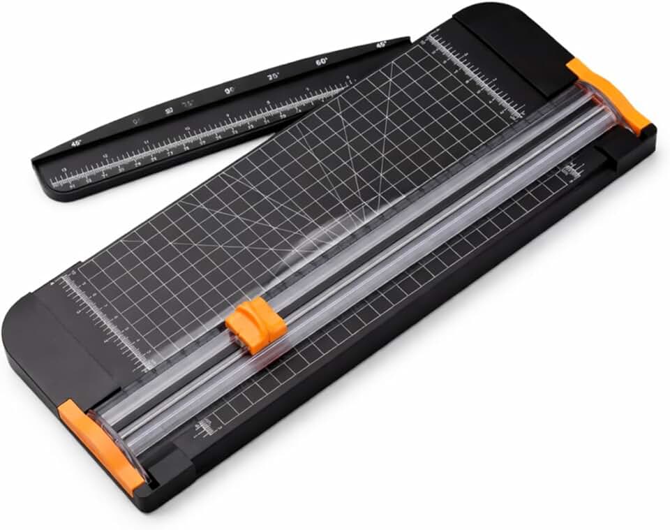 Guilhotina de Papel Manual A4 com Régua Extensível até 34cm, Base com Grade Milimetrada, Corte Paralelo e Angular 45°/60°/75°/90°, Preto e Laranja