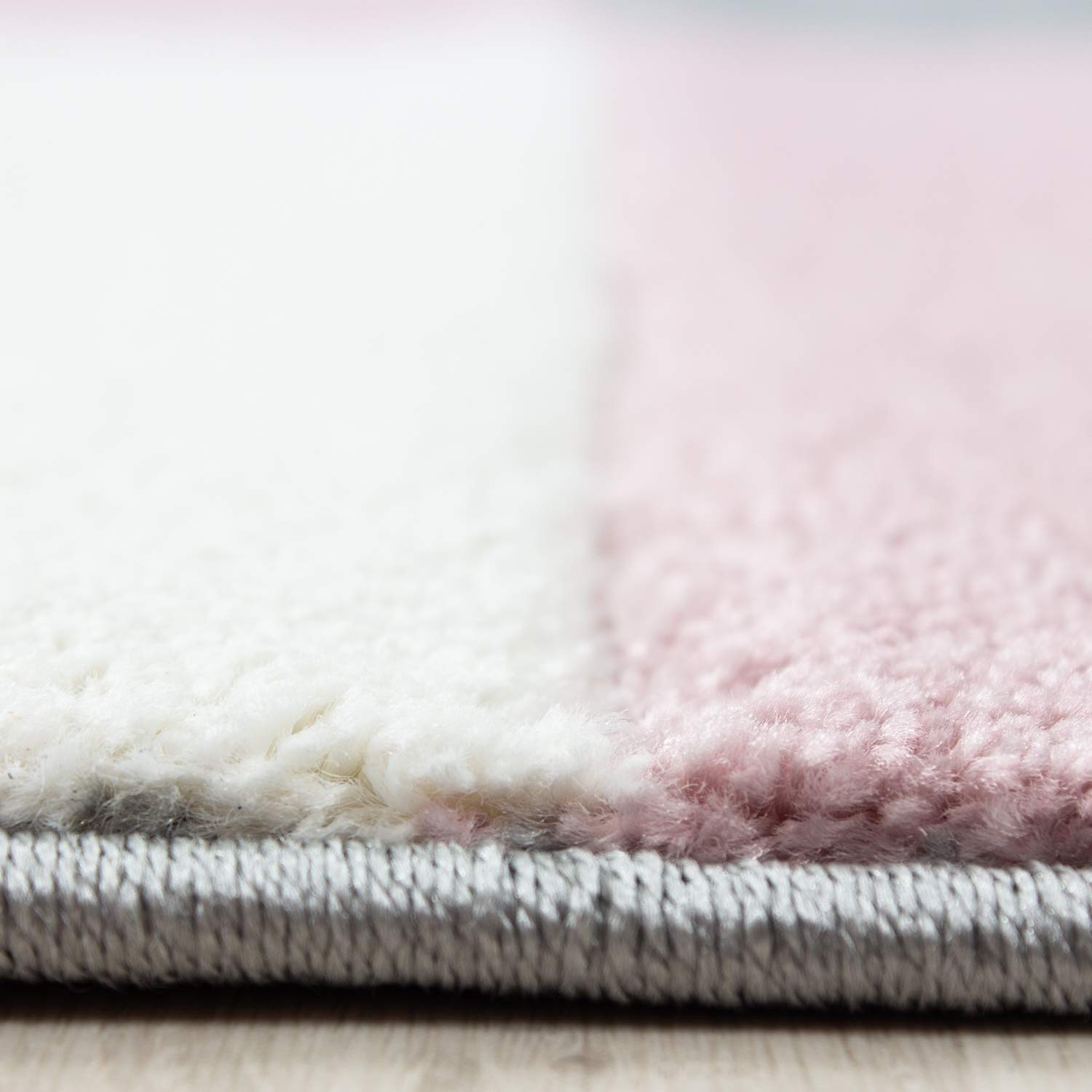 HomebyHome Tapis 160x230 cm à Poils Courts Coupe Contour Rose Gris Blanc Motif Carreaux Lavable Facile d'entretien Extra Doux pour Salon Salle à Manger Chambre
