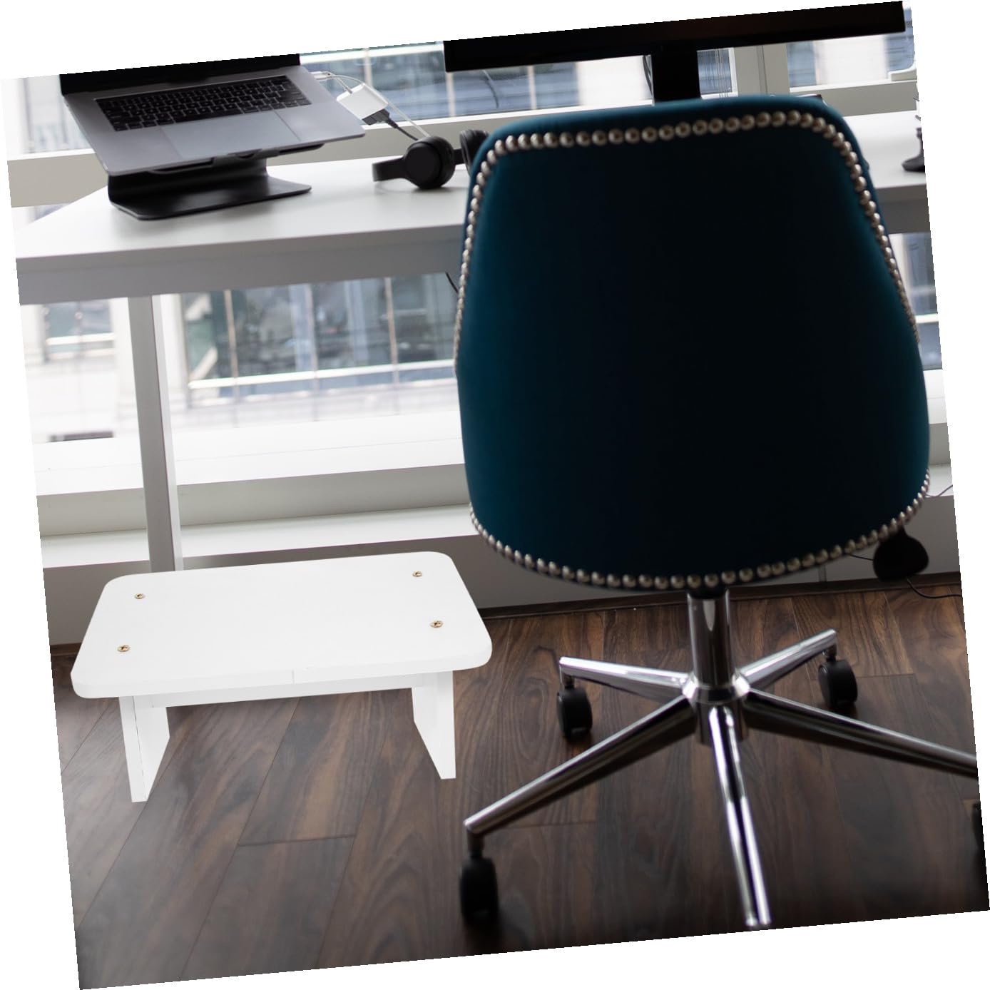 Housoutil Poggiapiedi Antistress in Legno Inclinazione 30 Cm, Sgabello Rialzato Sotto Scrivania per Ufficio, Supporto Ergonomico per Gambe e Postura Migliorata, Adatto Adulti