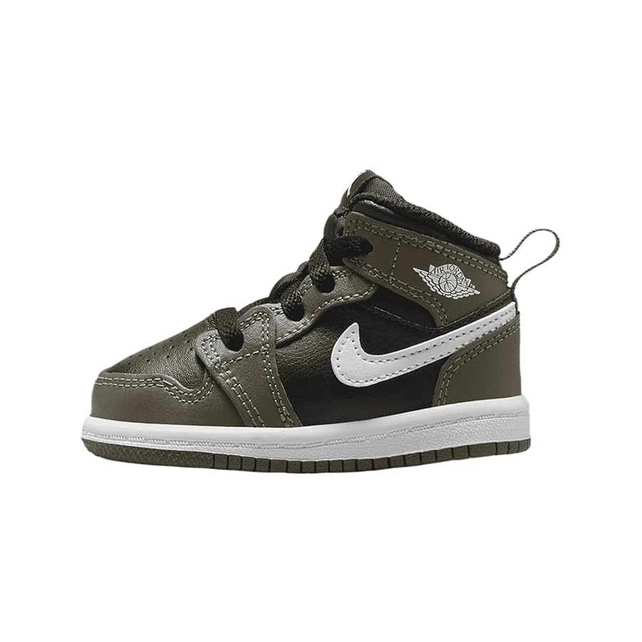 靴 JORDAN BRAND AIR JORDAN 1 MID 24cm Amazon.com | Air Jordan 1 Mid (DQ8426-071, Black/Metallic