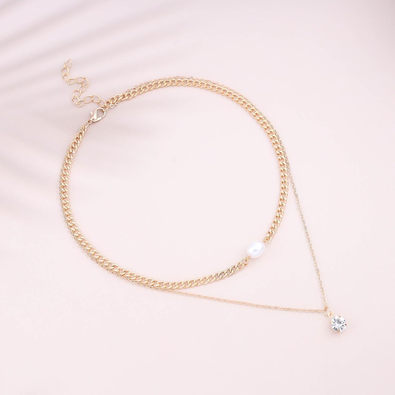 Vintage Layered Crystal Pendant Necklace Boho Pearl Necklace Rhinestone Pearl Choker Necklace Gold Curb Chain Necklace Jewelry for Women - Image 3