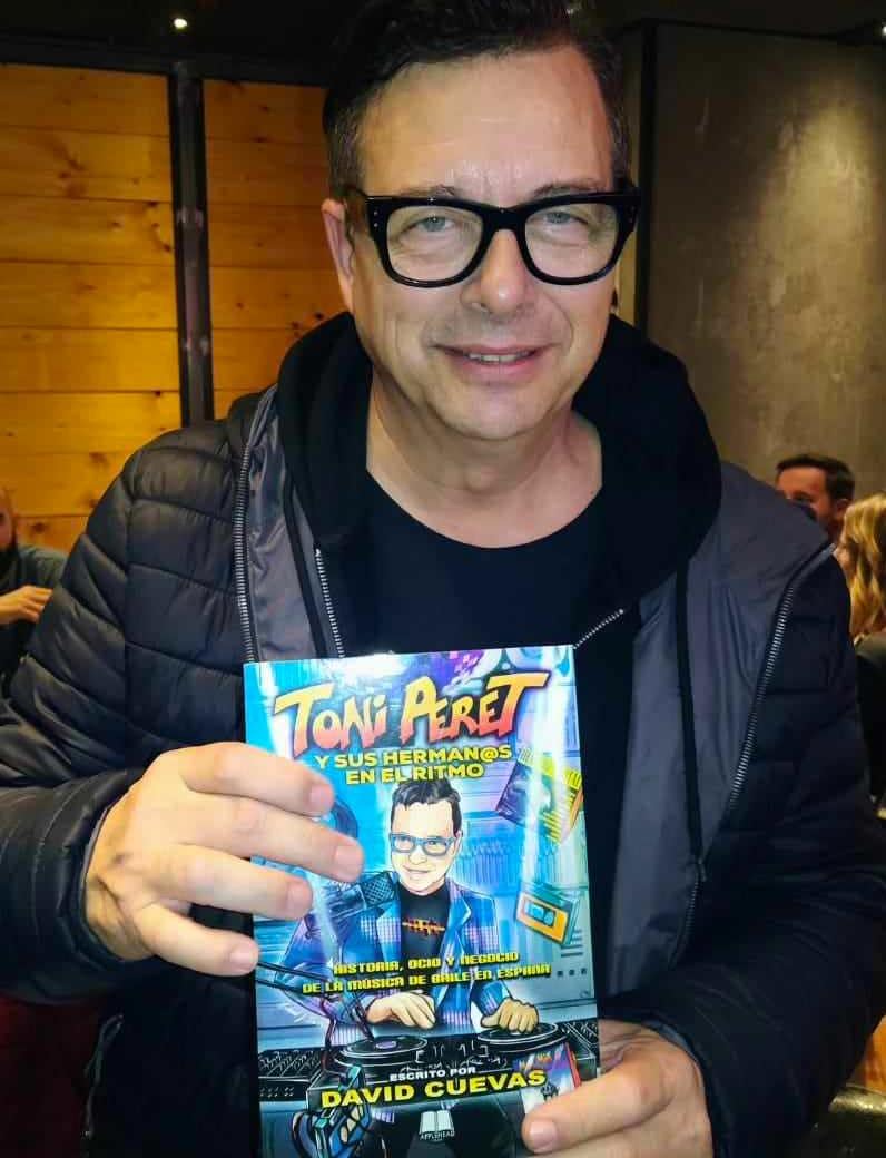 TONI PERET Y SUS HERMAN@S EN EL RITMO: Historia, ocio y negocio de la música de baile en España