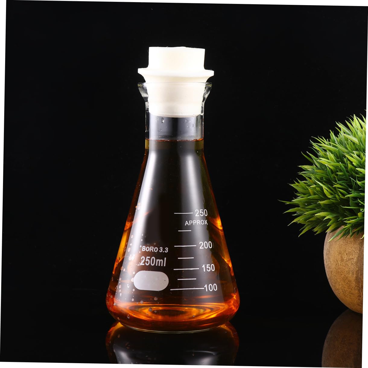 Kichvoe Matraz Erlenmeyer De Vidrio Matraz Cónico Matraz De Vidrio De Boca Ancha Matraces Aforados Con Tapón De Goma (250 Ml)