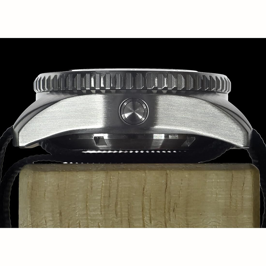 MWC Swiss Movement GMT Quarzo 300m Acciaio Inox Submariner NATO Tessuto Nero Grigio Datario Uomo Orologio