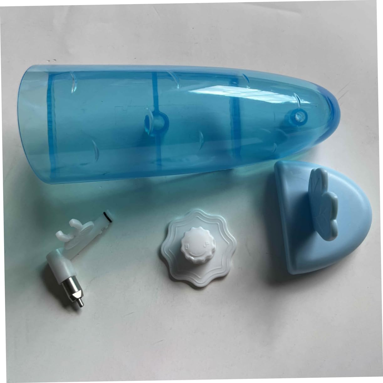 Attach Carrot-Shaped Pet Water Feeder for Guinea Pigs Chinchillas Non- Hanging Water Dispenser for Drinking for Animal Cages