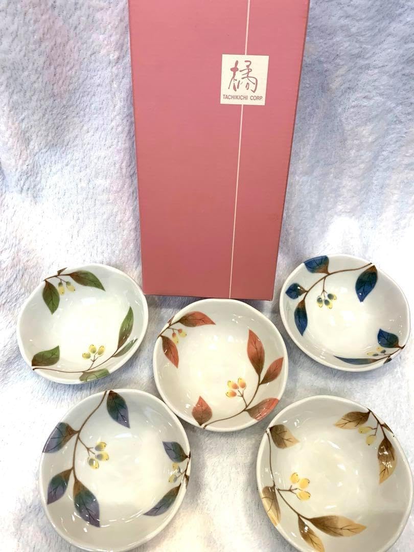 橘吉 花と鳥の模様 皿 5枚セット 橘吉 花と鳥の模様 皿 5枚セット