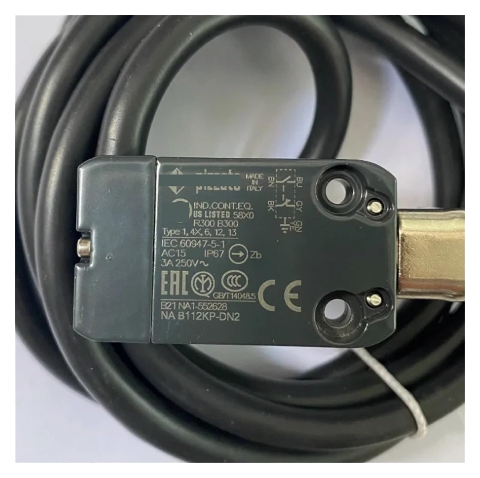 Interruptor de final carrera industrial NA B112KP-DN2