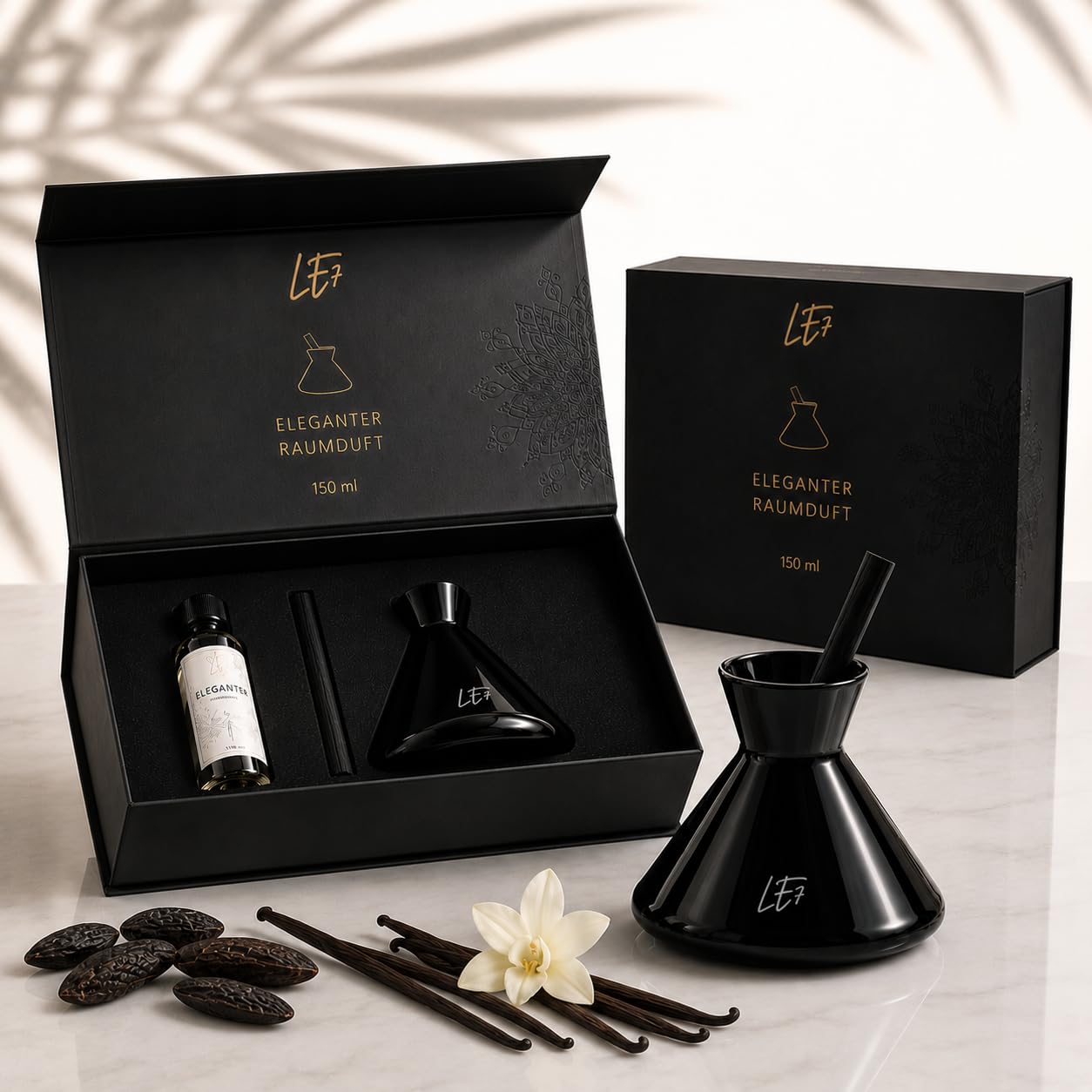 LE7 Reed Diffuser | Luxus Raumduft mit Stäbchen | 150ml Hochwertiges Duftöl & Edle Geschenkverpackung | Eleganter Raumduftspender für Wohnräume, Büro & Badezimmer (Vanille-Tonka)