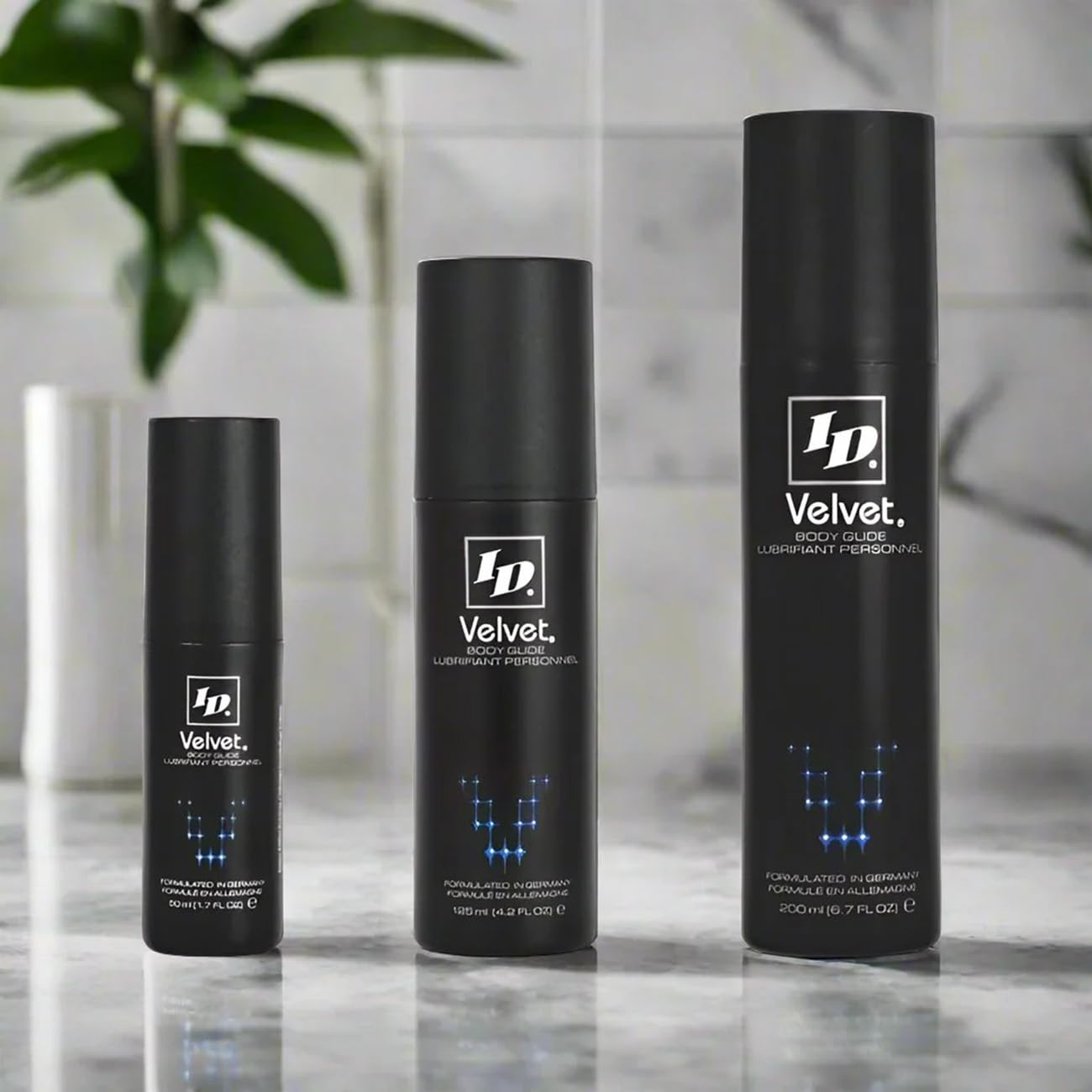 ID Velvet Silicone Lube 200ml - Lubrifiant anal de luxe et gel lubrifiant pour une intimité accrue. Notre gel lubrifiant anal longue durée et non collant est idéal pour les rapports sexuels privés.