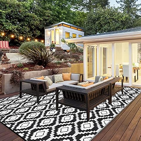 HIHEGD Outdoor Rug 9x12 for Patio Camping RV, Waterproof Reversible Mat, Plastic Straw Rug for Indoor Outdoor Patio Clearance, Porch, Deck, Backyard, Picnic (Black and White) Cover