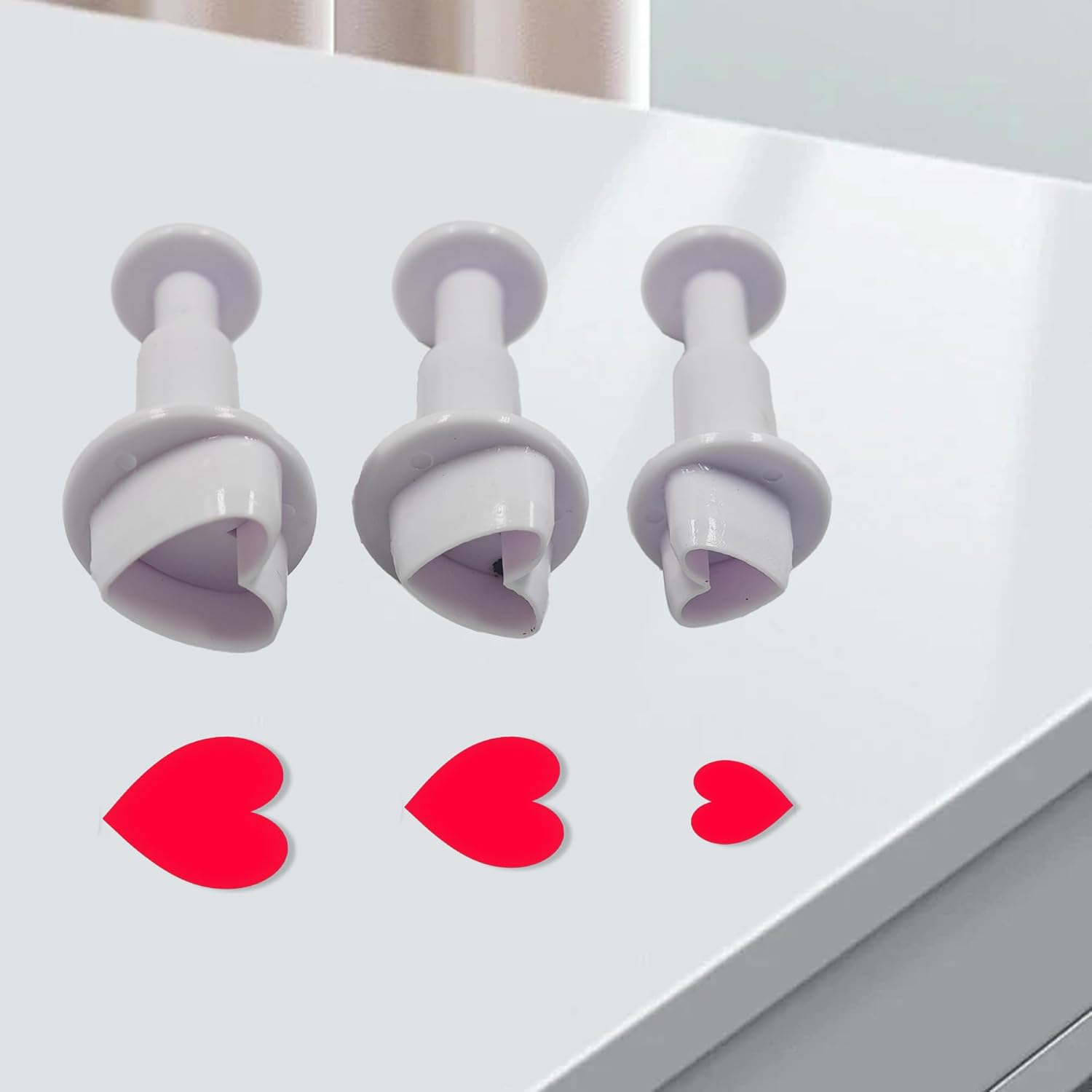 pson 3Pcs Plunger Cookie Cutter Set, Mini Plastic Biscuit Molds for Cake Decorating, Baking, Fondant, and DIY Crafts(Heart) - Image 4