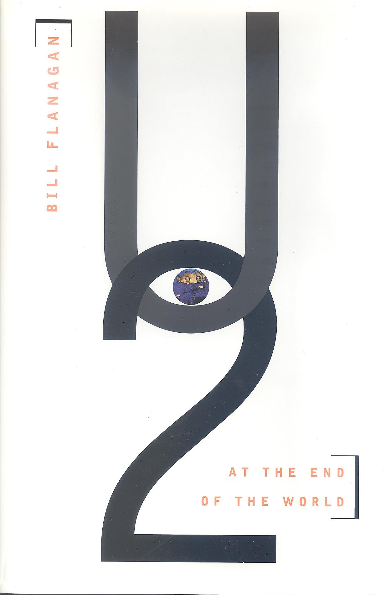 U2 at the End of the World sublimez votre salon avec ce livre rock mythique