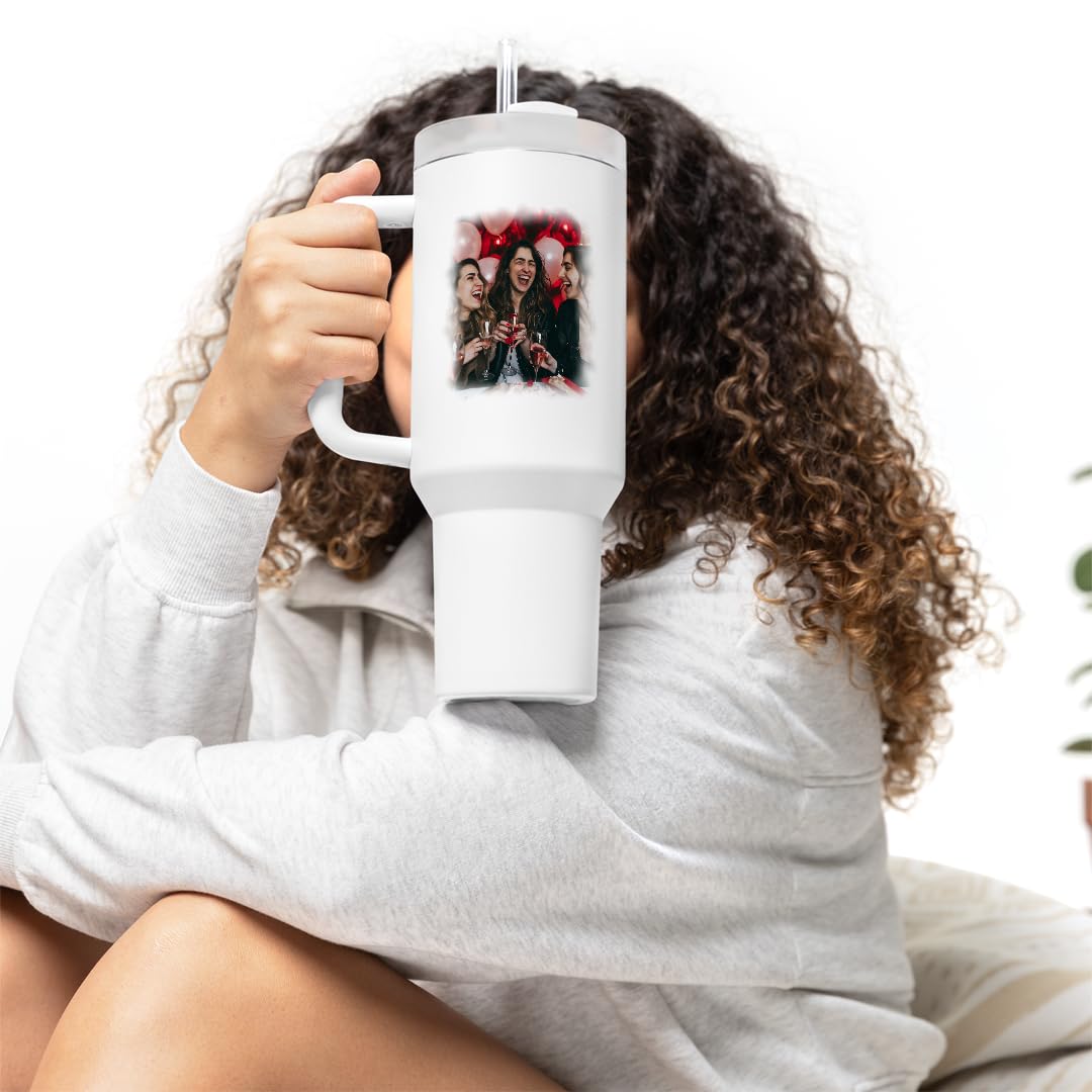 Thermobecher 1,2L personalisiert mit Strohhalm & Griff – Großer Edelstahl Kaffeebecher To Go, Isolierbecher mit Deckel, Mehrweg Trinkbecher für unterwegs, Becher mit Text und Foto personalisierbar