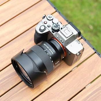 【アキ】SONY SEL24105G 箱、レンズフード、キャップ付き アキ】SONY SEL24105G 箱、レンズフード、キャップ付き FE 24