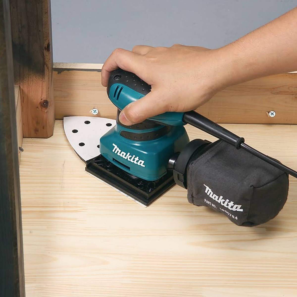 Ponceuse vibrante 200W 112 x 190mm - MAKITA BO4565