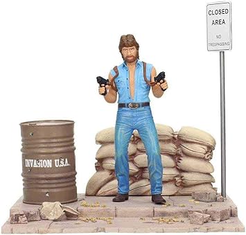Movie Icons Invasion USA Matt Hunter Figure with Diorama