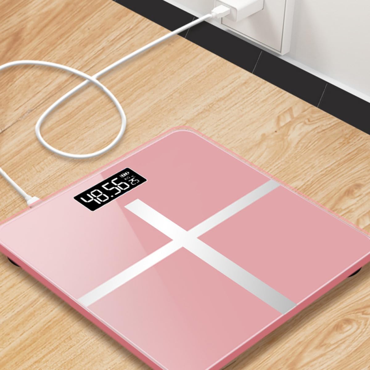 Digitale Körpergewichtswaage für Zuhause mit USB Ladefunktion, Gold | Tempered Glass, Automatische Messung, Präzise Anzeige, für Täglichen Gebrauch im Zuhause