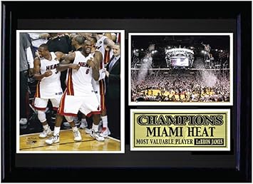 Amazon Nba マイアミ ヒート 12x18 フレーム入り ダイナミック デュオ レブロン ジェームズとドウェイン ウェイド プリント ネームプレート付き Encore おもちゃ 人形