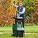 Bosch Leisehäcksler AXT 22 D (2.200 W; geeignet für Holz, Hecken und Dornensträucher; integrierte Fangbox 53 l; in Karton)