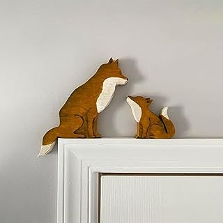 Mama and Baby Fox Door Topper Adorable Fox Shape Statue Door Corner Sculpture for Handcrafted Wood Decor Sign, Creative Wooden Art Figurine Ornament for Garden Living Room Bedroom Office (Baby+Mama)