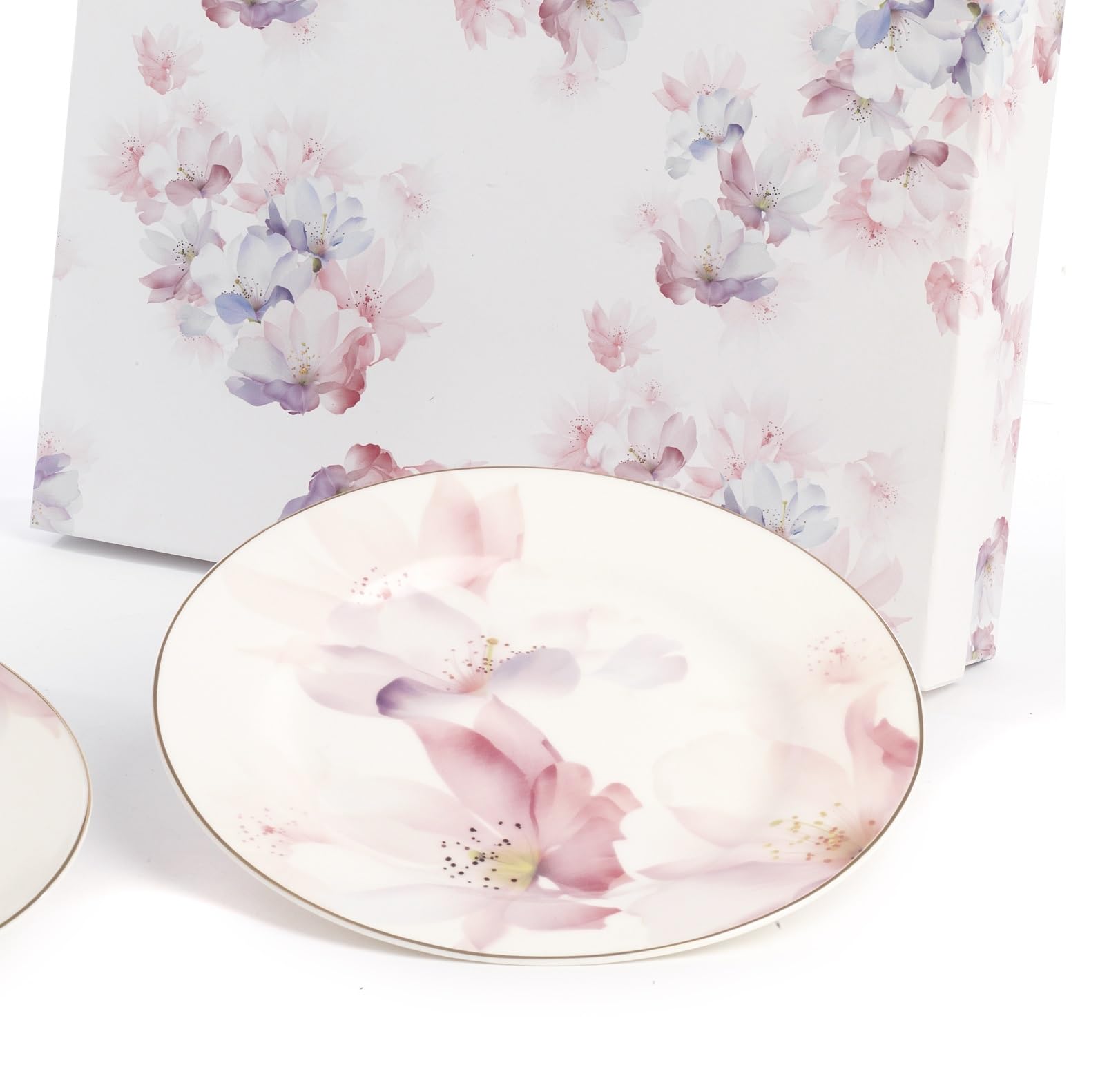 Set 18 Piatti Tema Fiori Pastello in Porcellana d'autore Nàvel 6 Fondi Ø 21,5 cm, 6 Piani Ø 19,5 cm e 6 Piani Ø 26,5 cm con Elegante Scatola Litografata