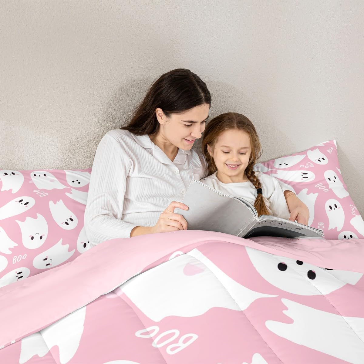 Castle Fairy Happy Halloween Kids Comforter Set Queen Size,Cartoon Ghost Pink White Bedding Set for Men Women Adults Bedroom Decor, Watercolor Print Ultra Soft Quilt with 2 Pillowcases