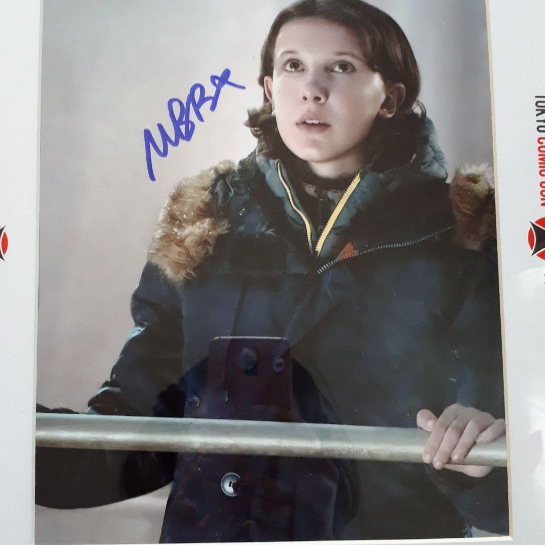 Amazon.co.jp: 2023 コミコンくじ A賞 サイン ミリーボビーブラウン