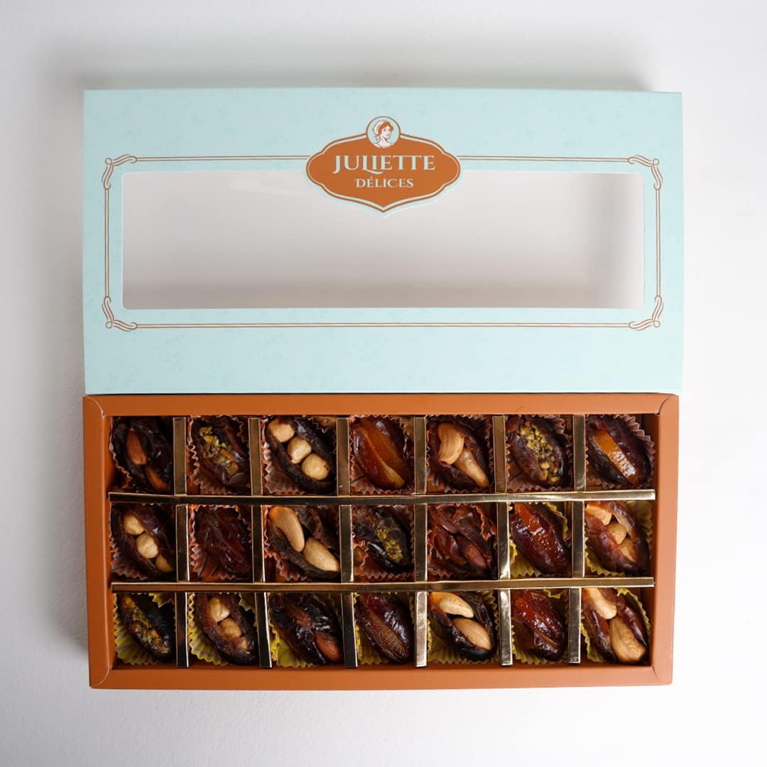 Stufed Dates Box | Dates with Nuts Gift Box Presentation 21 Pieces Stufed Dates Box | Dates with Nuts Gift Box Presentation 21 Pieces