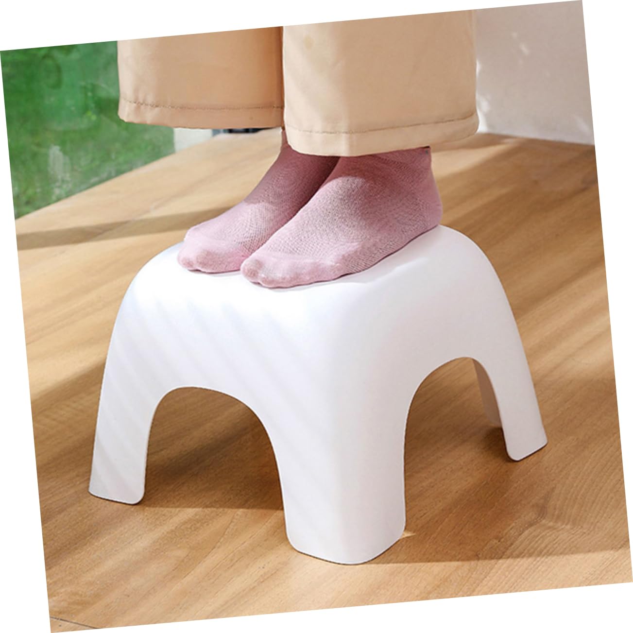 Poggiapiedi antiscivolo da bagno – Sgabello in plastica per WC e doccia, sedile basso, bianco, per adulti e anziani, sicuro supporto per la casa essenziale