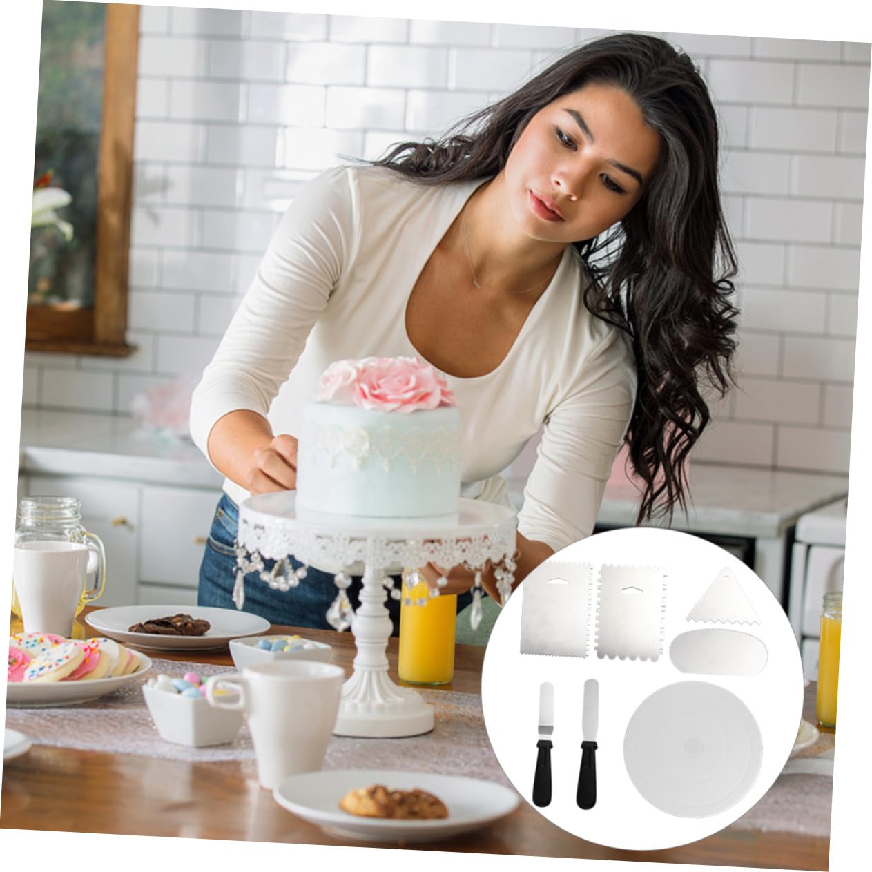 7 Stück Teiliges DIY Backzubehör Set mit Drehbarem Kunststoff Tortenständer Spachteln und Edelstahl Kuchenglättern Leicht Drehbar Vielseitig für Verzierung und Buttercreme