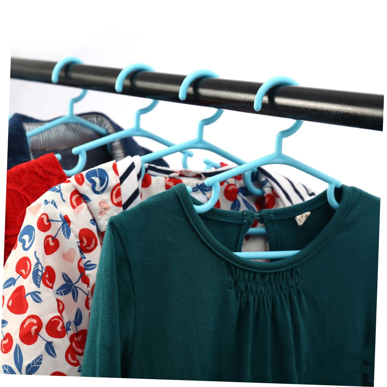 Kinderkleiderbügel aus Kunststoff 50 Stück für Babykleidung