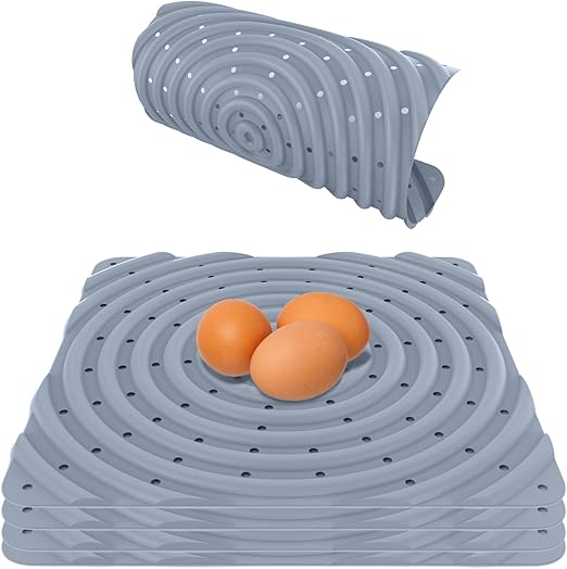 Lil'Clucker 4 Washable Chicken Nesting Pads for Laying Eggs