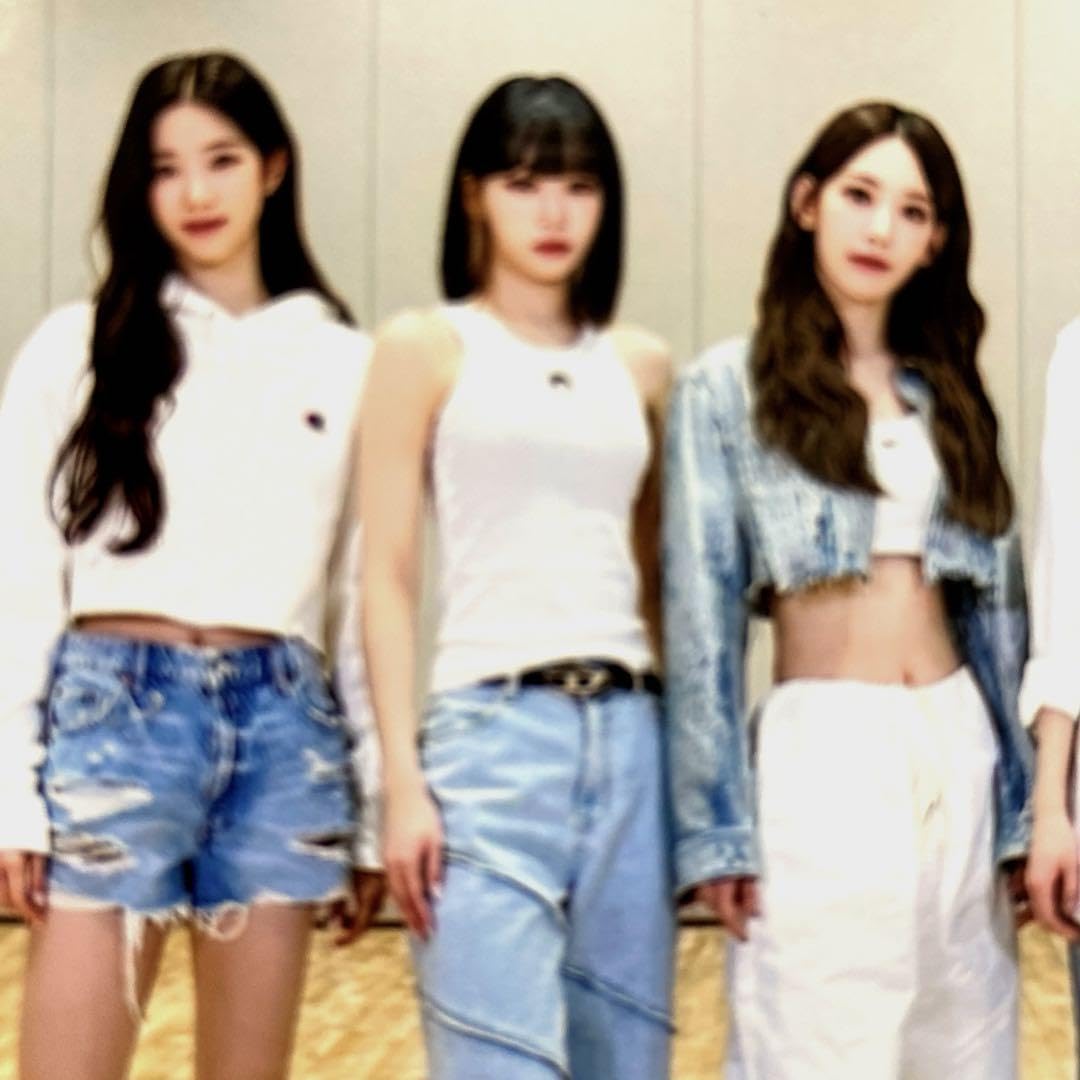 Amazon.co.jp: セール中…ルセラフィム直筆サイン入りLサイズ写真  