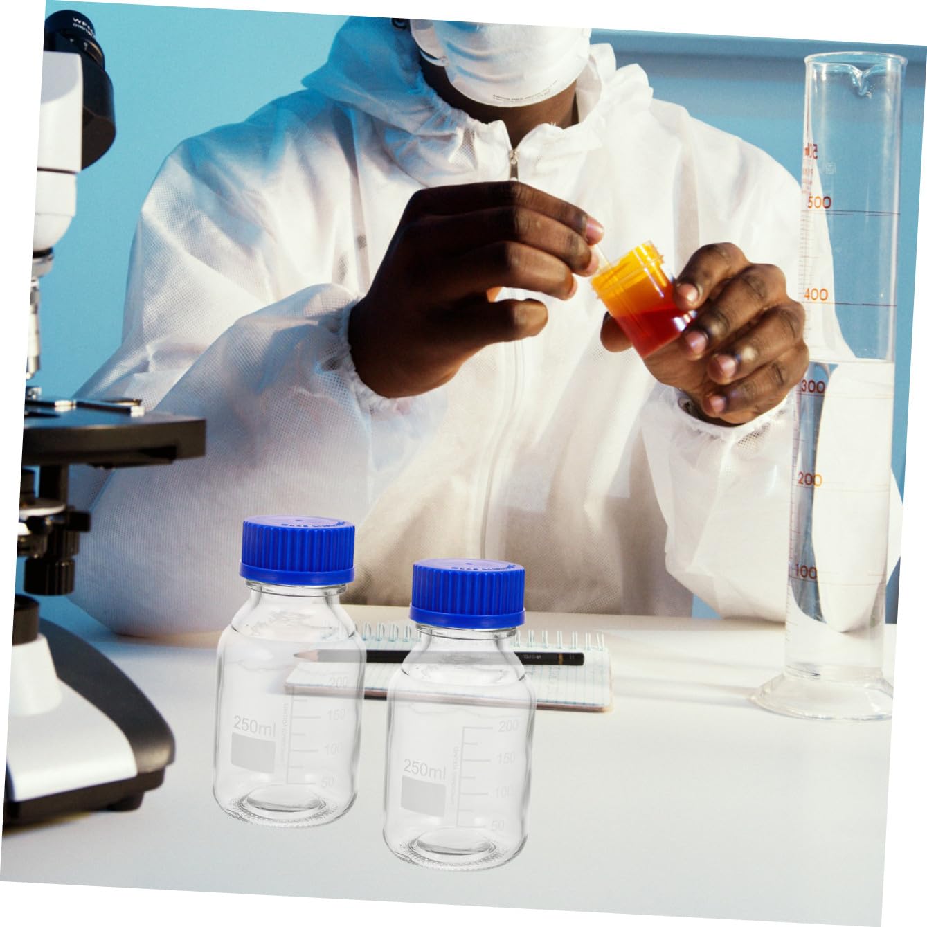 Gatuida Flaconi Reagent in Vetro da 250ml con Tappo a Vite Blu, Resistenti a Rottura e Usura, Confezione da 4 Pezzi per Laboratori Chimici e Fabbriche