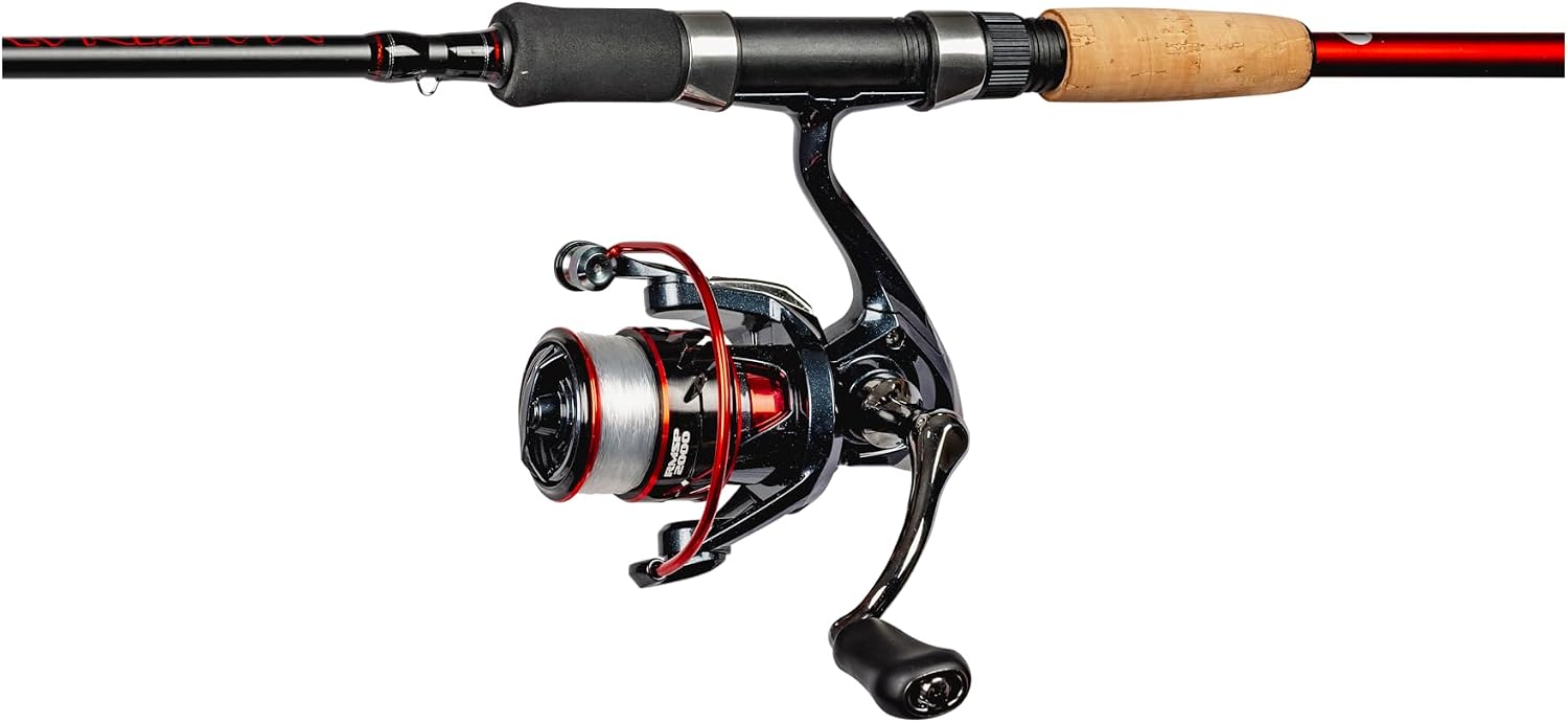 Close-up of Rapala Makinaw Series spinning reel with line