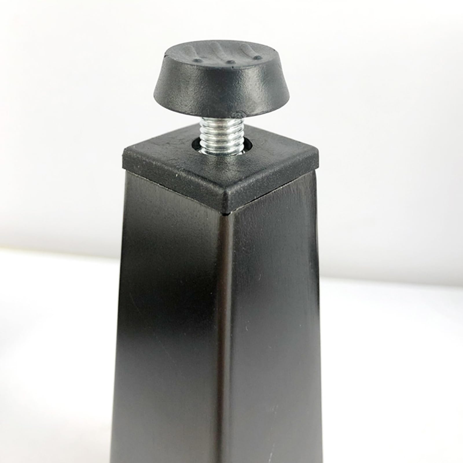 Generico Gambe per Mobili Piedini Regolabili Conici 4 Pezzi Piedini Regolabili per Tavolo Neri in Acciaio Inox Vernice Spray Piedini per Divano Altezza: 7-50,5 cm Piedini per Mobile 26 cm/10,2"