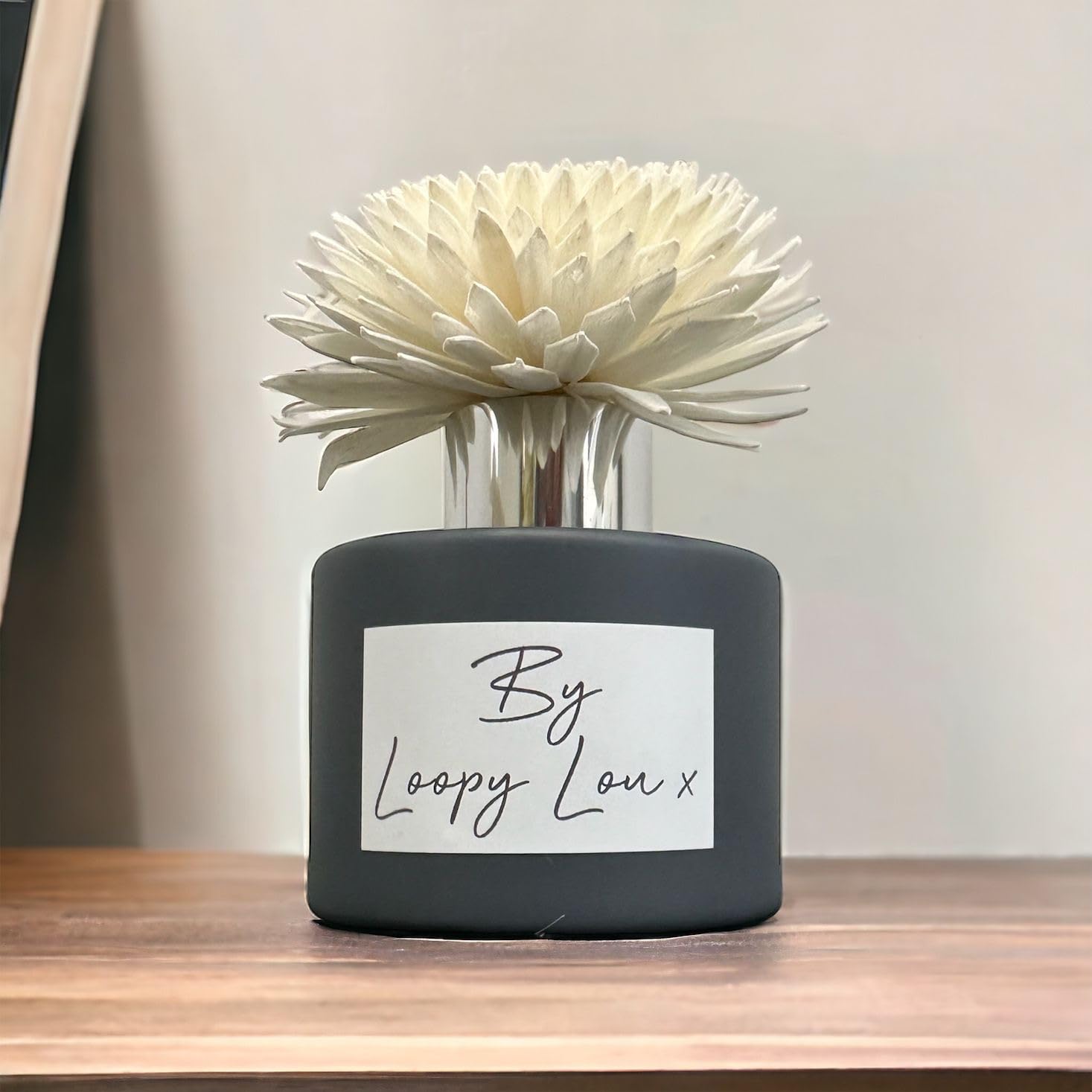 60 Second Makeover Limited Fresh Linen Luxury Flower Diffuser Highly Fragranced Scented Grey With Flower from B&Q