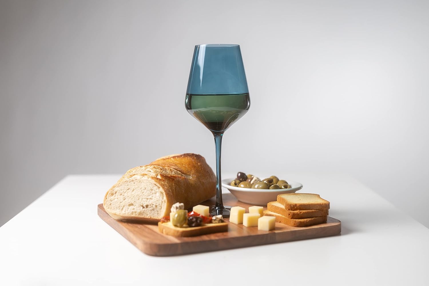 Saludi Original Midnight Blue Wine Glasses, 16.5oz (Set of 6) Stemmed Single Color Blue Glass - Great for All Wine Types and Occasions or Gifts - Luxury, Durable, Hand-Blown - Image 7