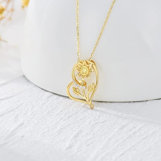 SISGEM 14K Gold Sunflower Necklace Front View