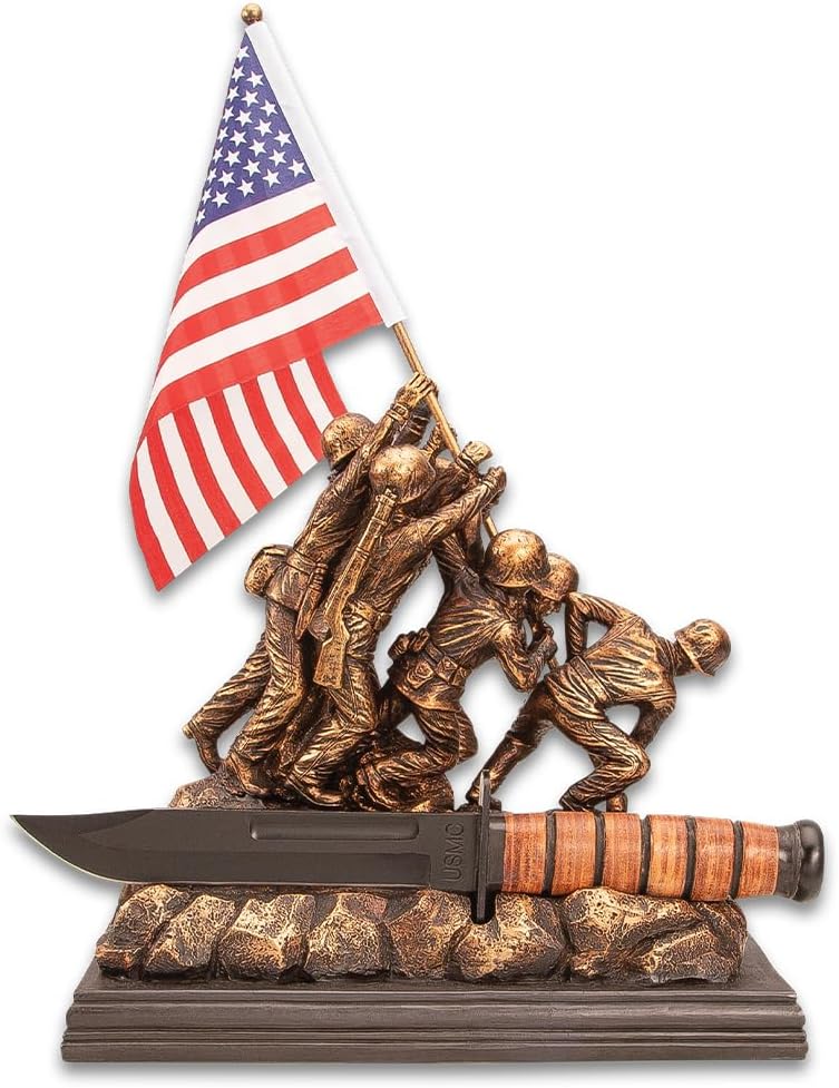 K EXCLUSIVE Raising The Flag at Iwo Jima Sculpture