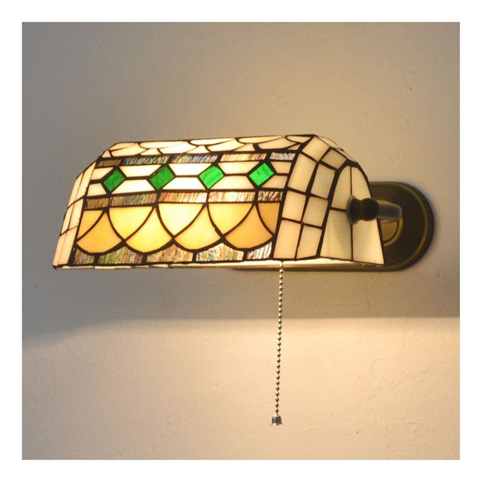 Khukhu Yellow Traditional Indoor Wall Light, Rustic Tiffany Style Wall Lamp Bedroom Bedside Reading Lamps With Pull Cord Switch 8.7 Inch Stained Glass Lampshade For Loft Living Room Study, E27 Max 60W(Yellow)