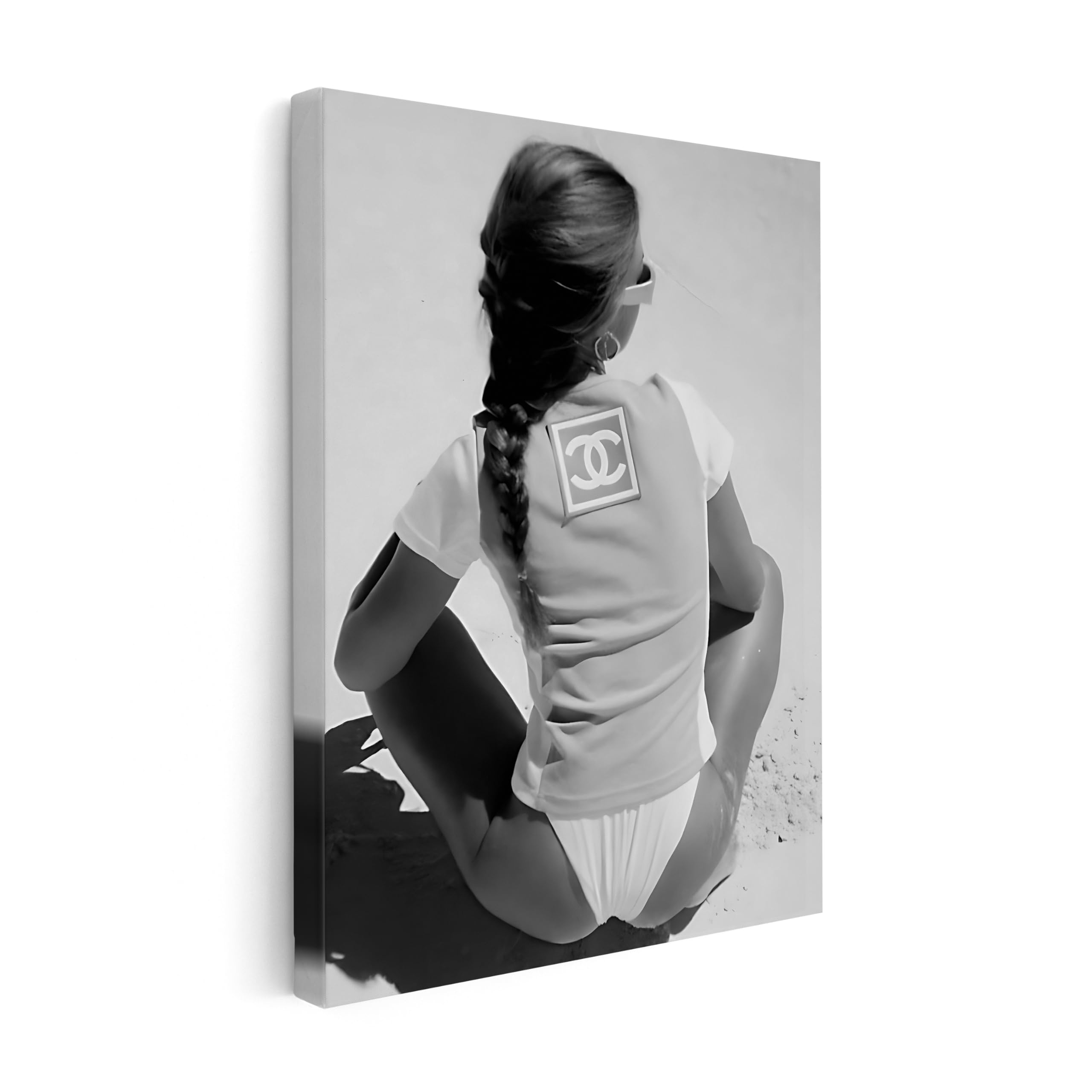 Poster Master Lady in Bikini Canvas - Sitting on the Beach Print - Fashion Art - Black and
