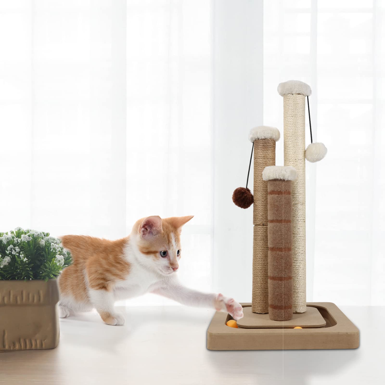 AUSCAT Griffoir pour Chat avec 3 poteaux à griffer, Griffoir Vertical en sisal avec balles suspendues et balles sur Rail, Griffoir pour Chats et Chatons d'Intérieur