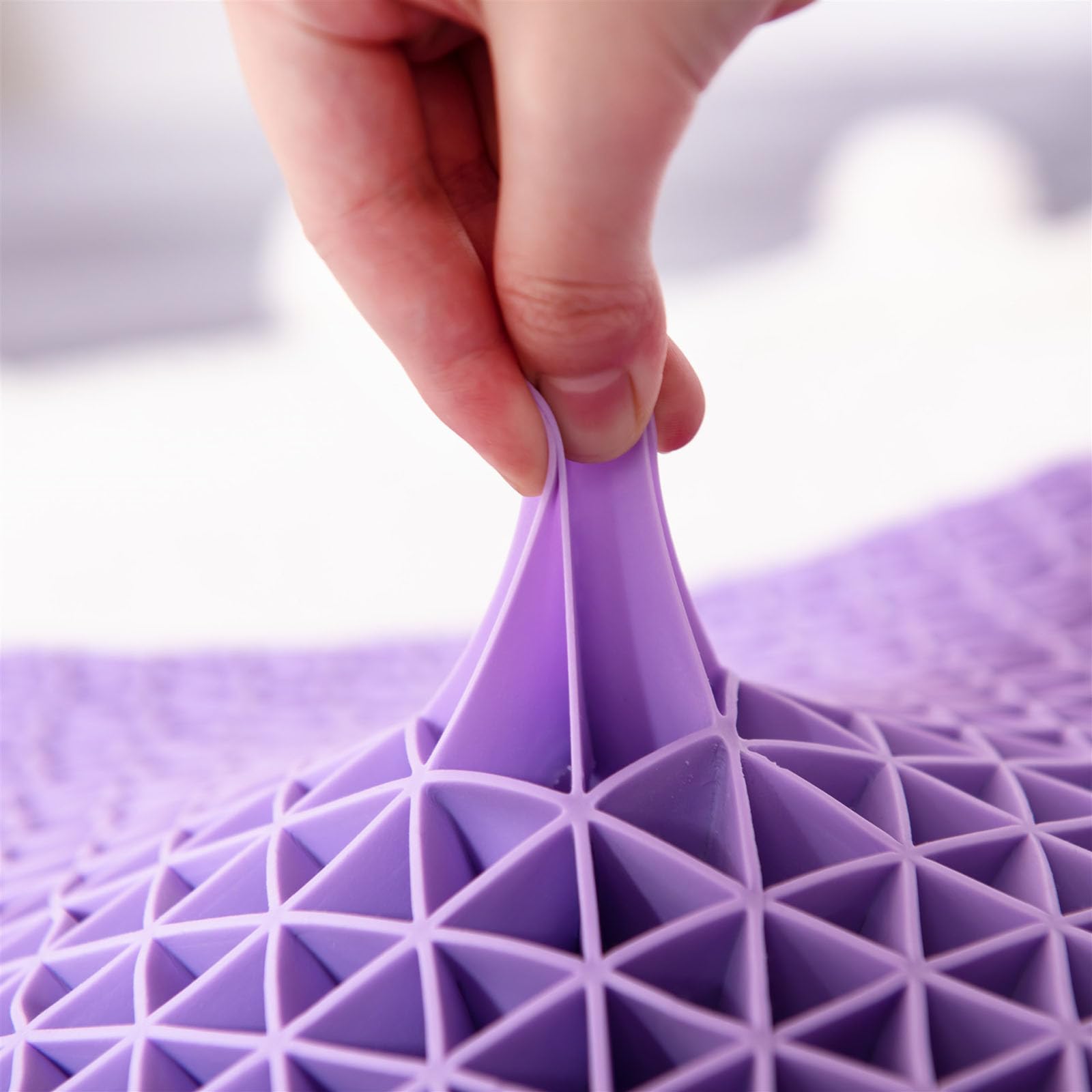 Almohada ortopédica para el cuello, espuma viscoelástica transpirable con rejilla de panal, diseño ergonómico de masaje para aliviar el dolor y apoyo cervical, alta elasticidad y comodidad