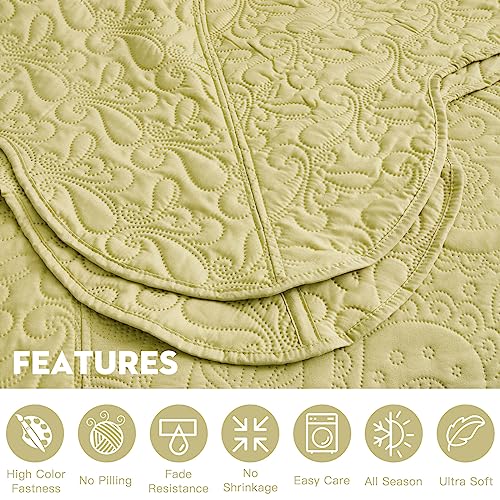 Image of Oversized King Bedspread, Embossed Paisley Quilt Set King /Cal King, Lightweight Reversible Coverlet, Scalloped Edge - Fresh Natural Look, 5 Piece, Leek Green