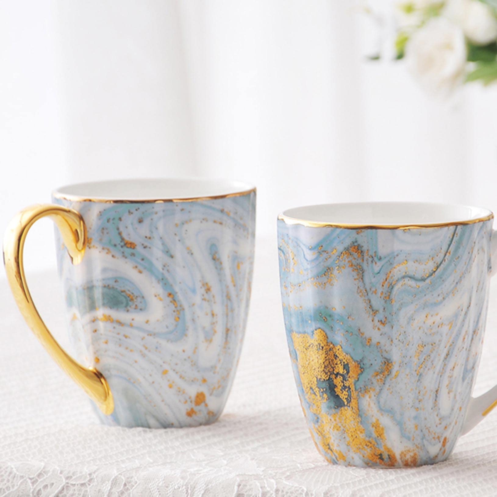 Ceramiczny kubek do kawy ， 13,5-uncjowy kubek do kawy z porcelany kostnej, ręcznie robiony duży kubek do herbaty do biura i domu, duży złoty uchwyt, łatwy do trzymania, stylowa faktura szkliwa(Rosso)