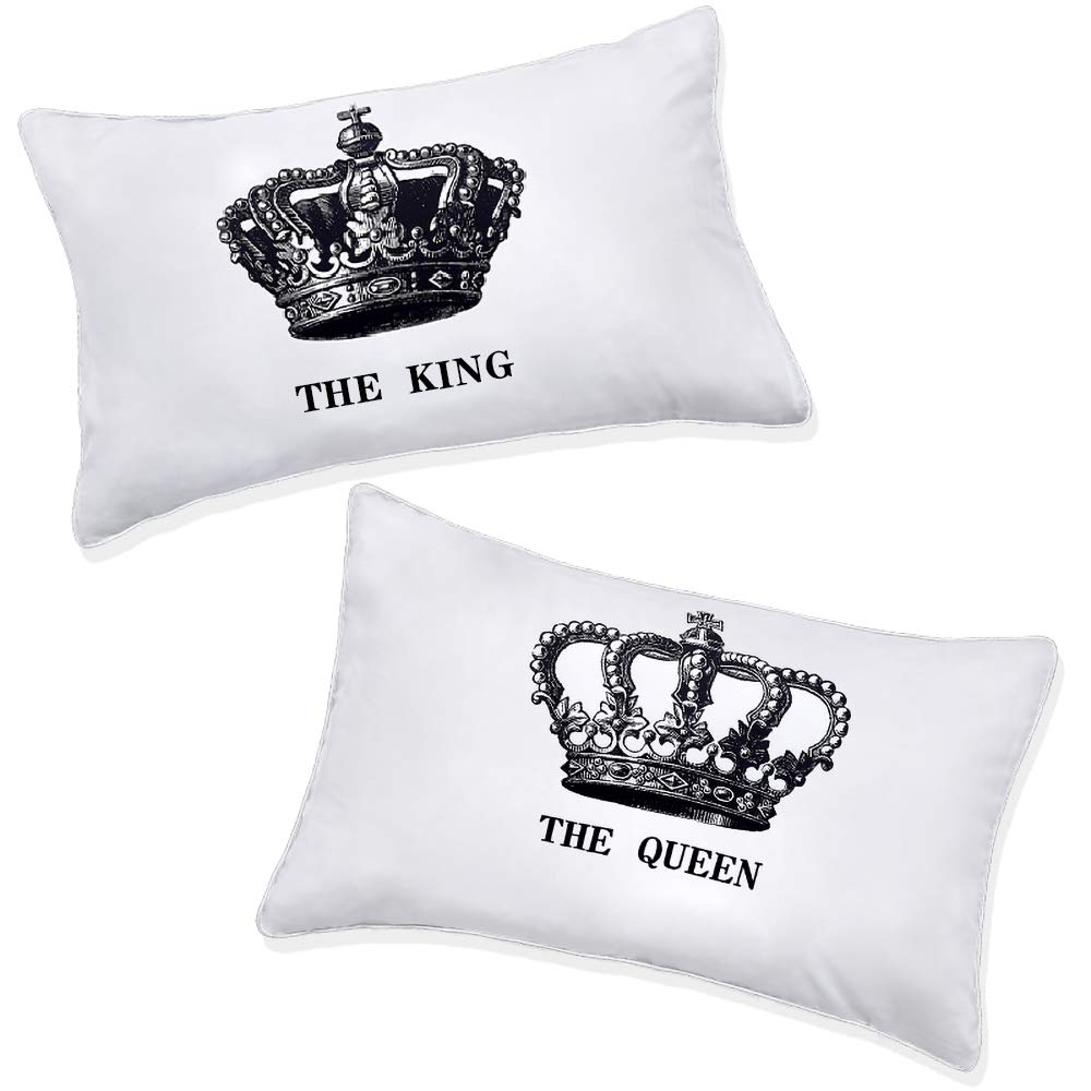 Federa Cuscino Personalizzata STAMPATEK Regali San Valentino Coppia Federe Cuscini Letto Idee Regalo Donna Coprifedere Divertenti, Regalo Per Coppia Di Amici, Regalo Amica, Regali Di Coppia King Queen Re Regina Mod. DS4